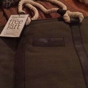 Tommy Bahama weekend bag